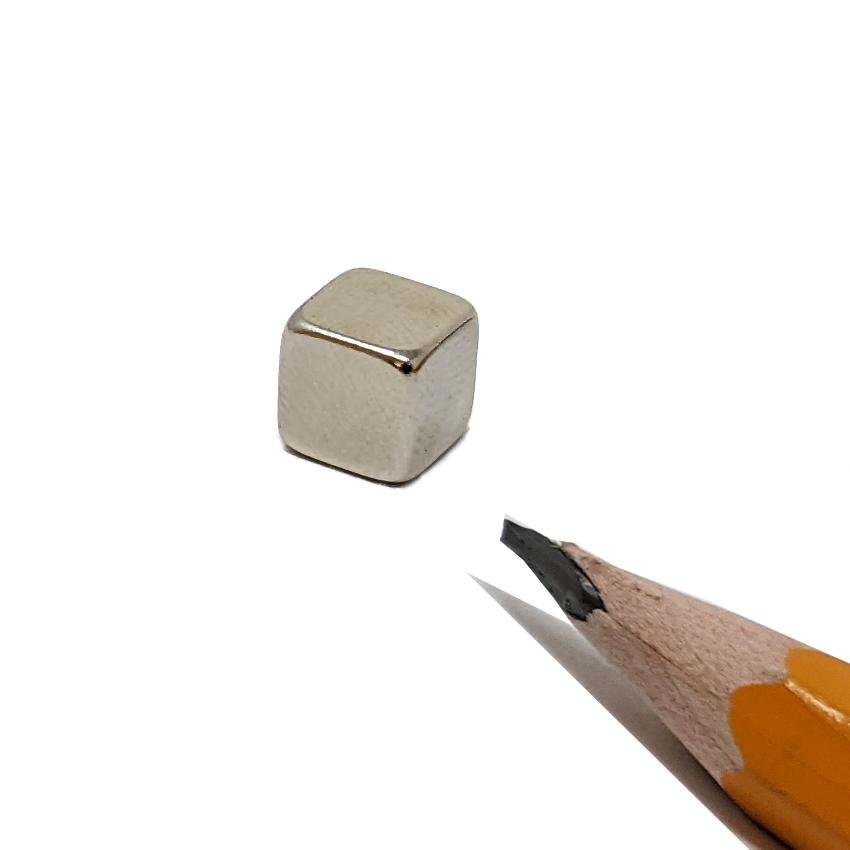Cubes magnétiques en néodyme - 1/4" x 1/4" x 1/4"